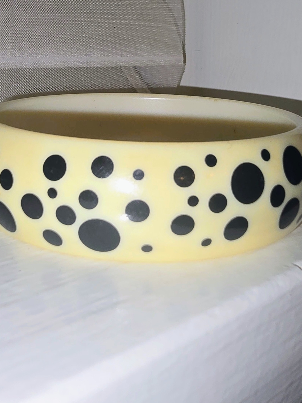 Vintage Bake lite White Resin Bangle with Black Polka Dots - Picture 3 of 7